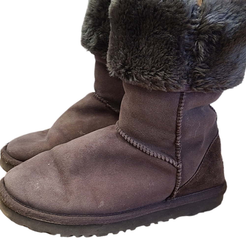 UGG Chocolate Classic Tall Boots size 6